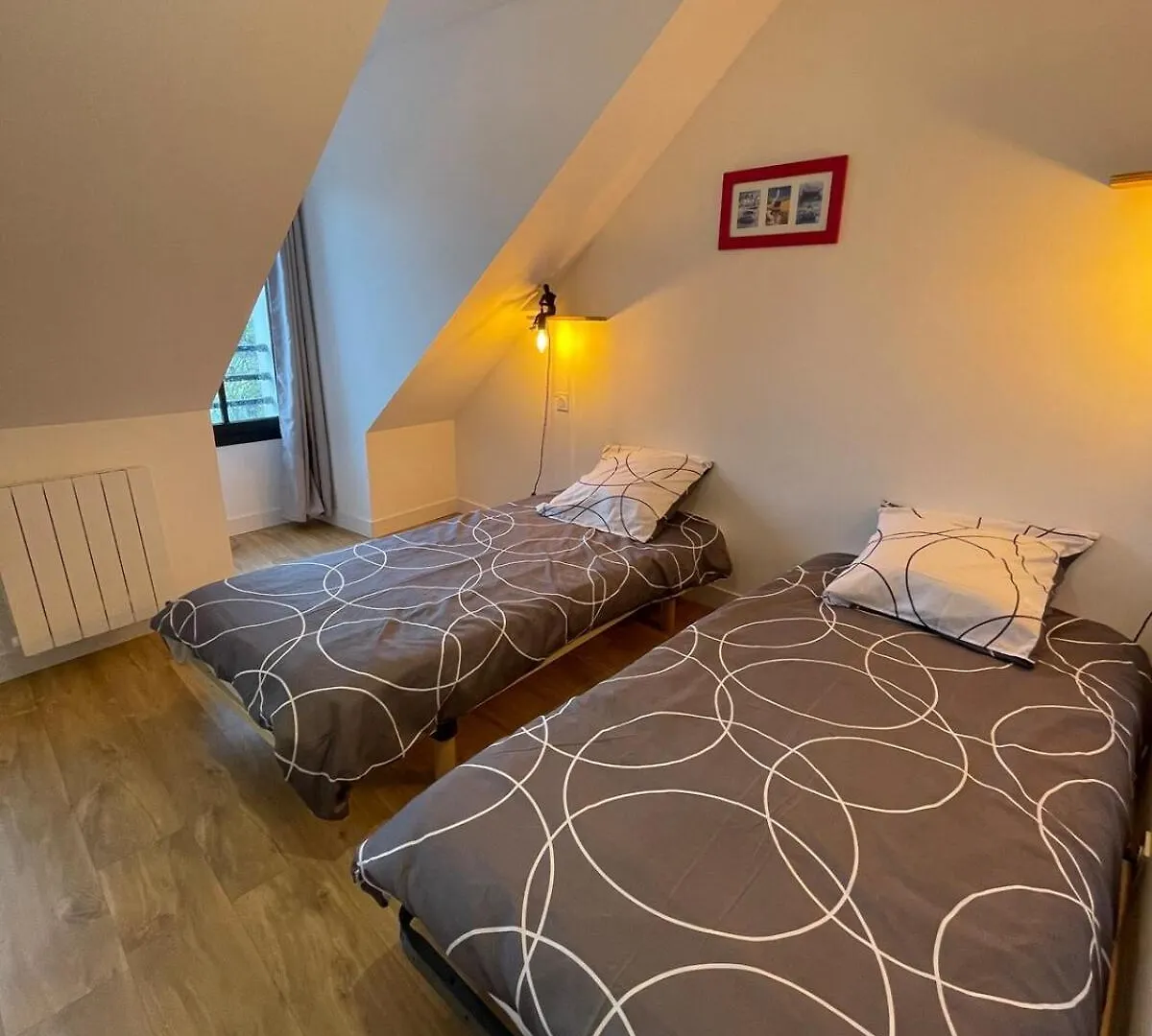 Plein Centre Auray - Grand Duplex 2 Chambres Avec Terrasse Ensoleillee Apartment