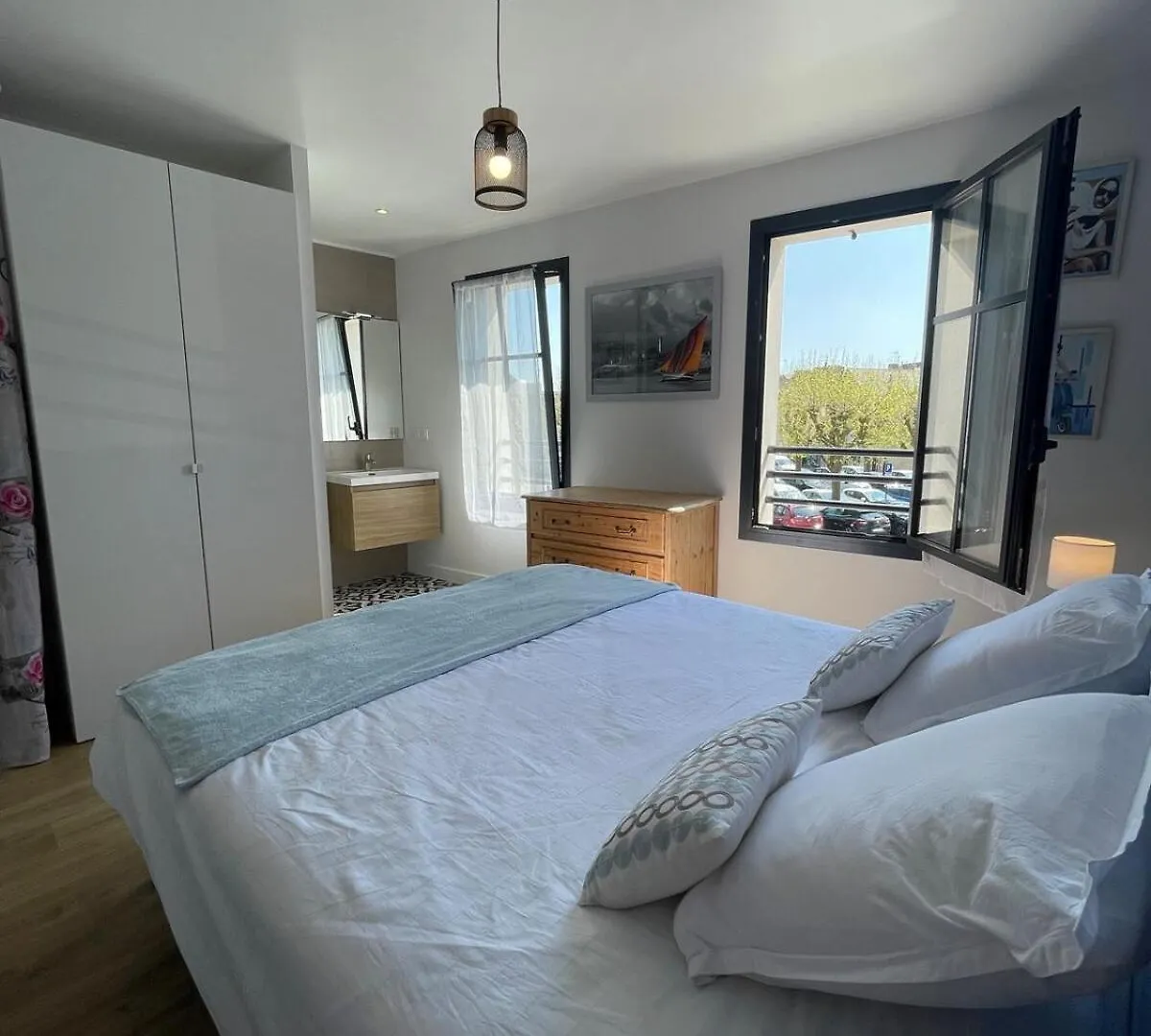 Apartment Plein Centre Auray - Grand Duplex 2 Chambres Avec Terrasse Ensoleillee France