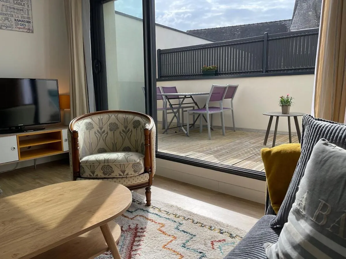 Plein Centre Auray - Grand Duplex 2 Chambres Avec Terrasse Ensoleillee 0*,  Franciaország