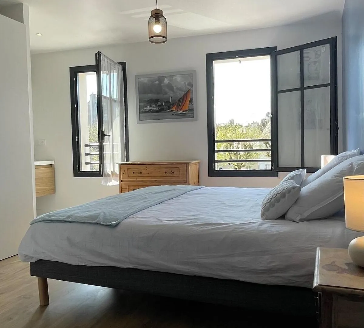 Apartment Plein Centre Auray - Grand Duplex 2 Chambres Avec Terrasse Ensoleillee