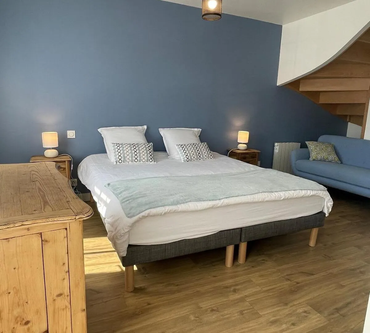 Apartment Plein Centre Auray - Grand Duplex 2 Chambres Avec Terrasse Ensoleillee France